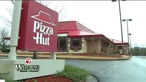 What Age Does Pizza Hut Hire